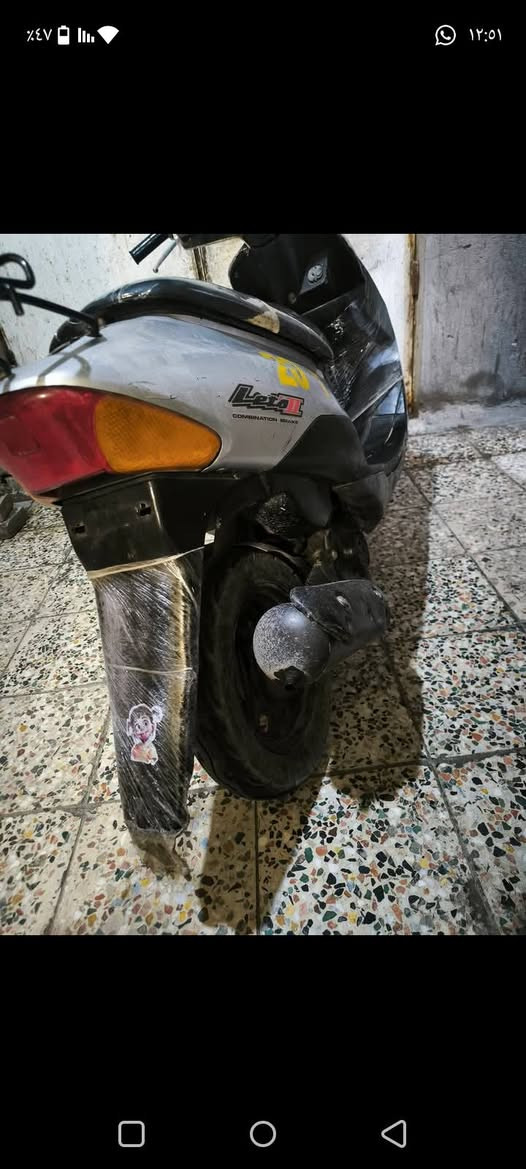 سلام عليكم شباب دراجه ساوزكي للبيع دراجة نضيفه حيل مكينه ناعمه بس شغل وطلع سعر 250 وبيه مجال الشراي متواجد خاص


**إذا كنت صاحب هذا الإعلان وتريد حذفه لأي سبب، رجاءا أرسل رسالة إلى الدعم الفني**