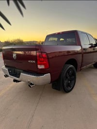 رام 2023 كلاسك  باب طويل بدي قصير المرغوب  محرك ٨ سلندر 5700  وفور ويل...