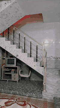 #‏دار (( #للبيع )) #كربلاءالمقدسه 
‏         (( طريق بغداد -كربلاء عامود 128 خلف مدينه سيد الاوصياء فرع اسواق الدولار )) 
‏         (( طابو زراعي اقرار محكمه تدوير مباشر مع صاحب الدار  )) 
‏--------------------------------------------------
‏المساحة  ((   225 متر   -البناء 110. -الحديقه 115 )) 
‏السعر      ((  125 مليون مَعٌ مَجِآلَ بَِّسيِّطّ  )) 
‏--------------------------------------------------
‏يتكون من  :
‏طابق ونصف 
‏الطابق الاول 
‏غرفه +صاله+ استقبال+ مطبخ حار خارجي ومطبخ بارد داخلي
‏حمامات داخليه خارجيه كراج +حديقه
‏نصف طابق فوك.***
‏غرفه +صاله +حمامات +سطح 
‏--------------------------------------------------
‏           (( ملاحظة )) 
‏البناء صب كونكريت مسلح
‏طابوق 
‏عرض الشارع 6متر 
‏#ماء+مجاري +كهرباء باب البيت +مولد ذهبي
‏--------------------------------------------------
‏للاستفسار الاتصال على الإرقام (غير متواجد ع النت )
‏***********رقم صاحب البيت. يتوفر واتساب 
‏***********رقم ابن صاحب البيت. يتوفر واتساب 
‏------------------------------------------------
