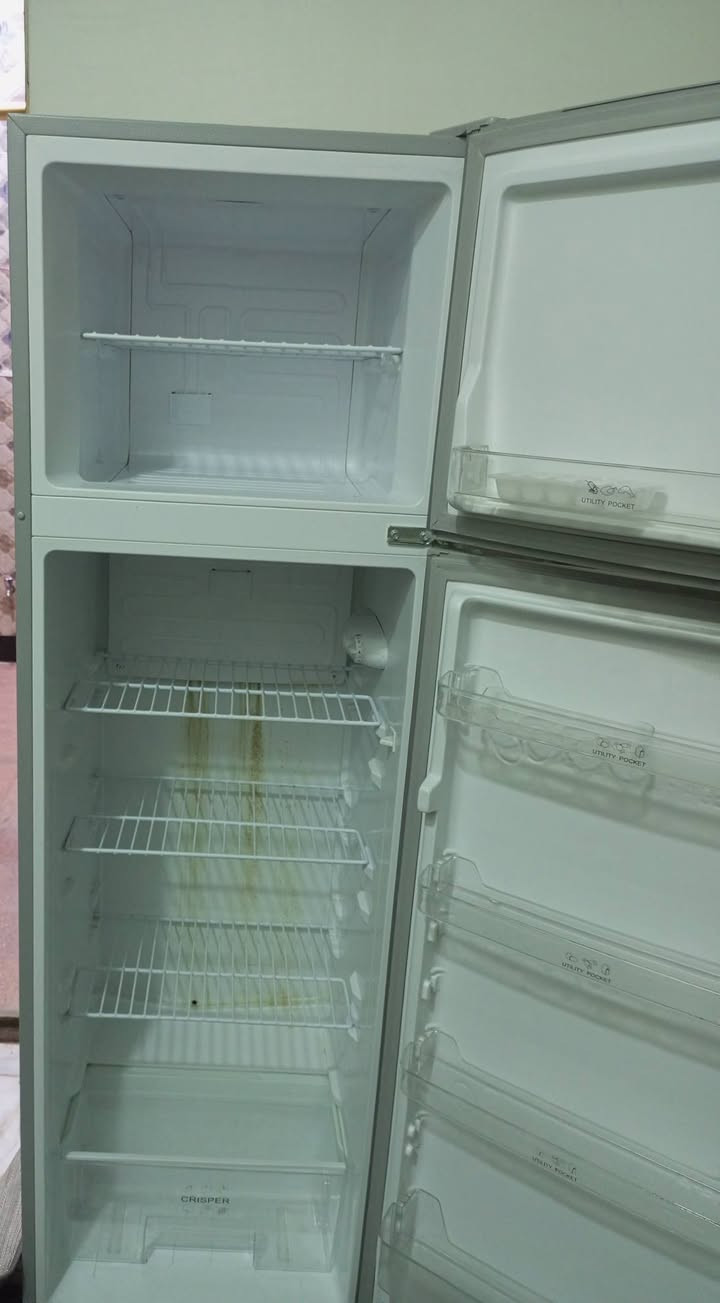 السلام عليكم ثلاجه للبيع جديده مابيه اي ضررر استعمال شهرين السعر 200 للتواصل خاص العنوان كربلاء


**إذا كنت صاحب هذا الإعلان وتريد حذفه لأي سبب، رجاءا أرسل رسالة إلى الدعم الفني**