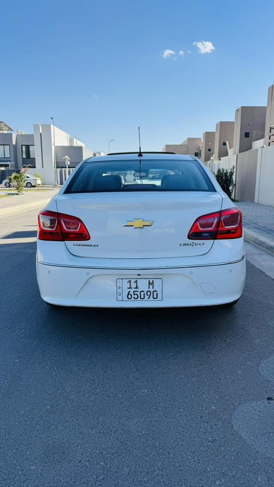 كروز 16 خليجي فوول مواصفات بصمة تشغيل وابواب كير مكينة مكفولات بيها صبغ بابتين ايمن وجاملغ ايسر بدون دواخل بدون ايرباك صبغ فقط 
تخم تاير جديد ادامة جديده هزه جديده 
السعر  84 $
بغداد الكرخ 
***********
