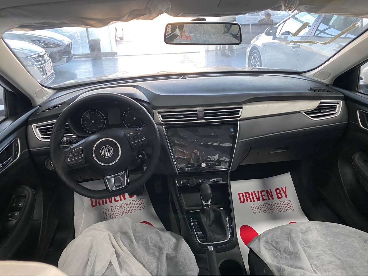 ئێم جی MG5  2025 ستاندارد پلەس 
ضمان 6 ساڵ صفر كيلو مەتر.
مواصفات شاشةوكاميرا ویل کەپ.
 تحديد سورعه.ئاوێنە ئیشارەت.بلوتوس.
مكان اربيل   سعر  101 وەرەقە
موبایل *********** أربيل, العراق
