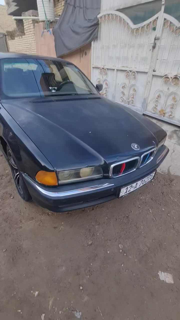 سلام عليكم 
بي ام دبليو 740  
موديل 98
 8سنلدر 
مكينة وكيرخير من الله شعلة ومعدل
مشروع وطني ..حساسات شغالا 
كهربائيات شغالات
نضافة الكشر 75%
صدر أمامي خلفي جديد 
اشاير . عالي ناصي كلة شغال 
تتايرات جدد
دهن اول بأول 
سيارة كلش حلوة تجي وشوف بعينك 
ولشراي يشلع عيوني السعر 53وبيها مجال 
مكاني بغداد قرب علوة الرشيد ***********........***********
متواجد بكل وقت
