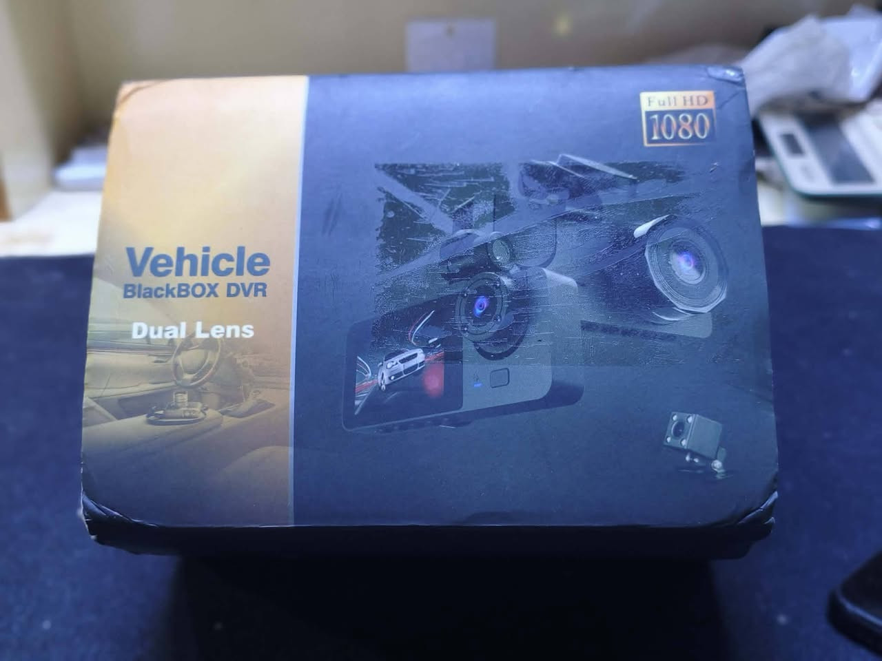 📷 دقة التصوير: 1080p Full HD للكاميرا الأمامية
🎥 عدستين (Dual Lens): أمامية + خلفية للتصوير داخل أو خلف السيارة
🔁 تسجيل حلقي (Loop Recording): يمسح القديم تلقائياً ويخزن الجديد

🚗 حساس حركة / G-Sensor: يخزن الفيديو تلقائياً عند الصدمة


**إذا كنت صاحب هذا الإعلان وتريد حذفه لأي سبب، رجاءا أرسل رسالة إلى الدعم الفني**