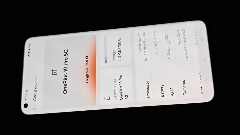 OnePlus 10 pro
شاشەی بیلادی گۆراوە هی سەر مۆبایلی تری بۆ دانراوە 
واتا بازاری نیە بە زەمان بیلادە
لەکاتی قوفل کردنەوە پرتەیەک دەکا ١ چرکەیە
باقی زەمان 
قوفلی ٢٢٠ هەزار
١٢٨ ڕام ٨
٢ سیم
بێ کێشە
زەمان
بێ ئەشیا
پۆبجی ٩٠
snapdragon 8 gen 1
زەمانی دارو بەرد 
ناونیشان هەولێر 
گەیاندن هەیە 
*********** أربيل, العراق

