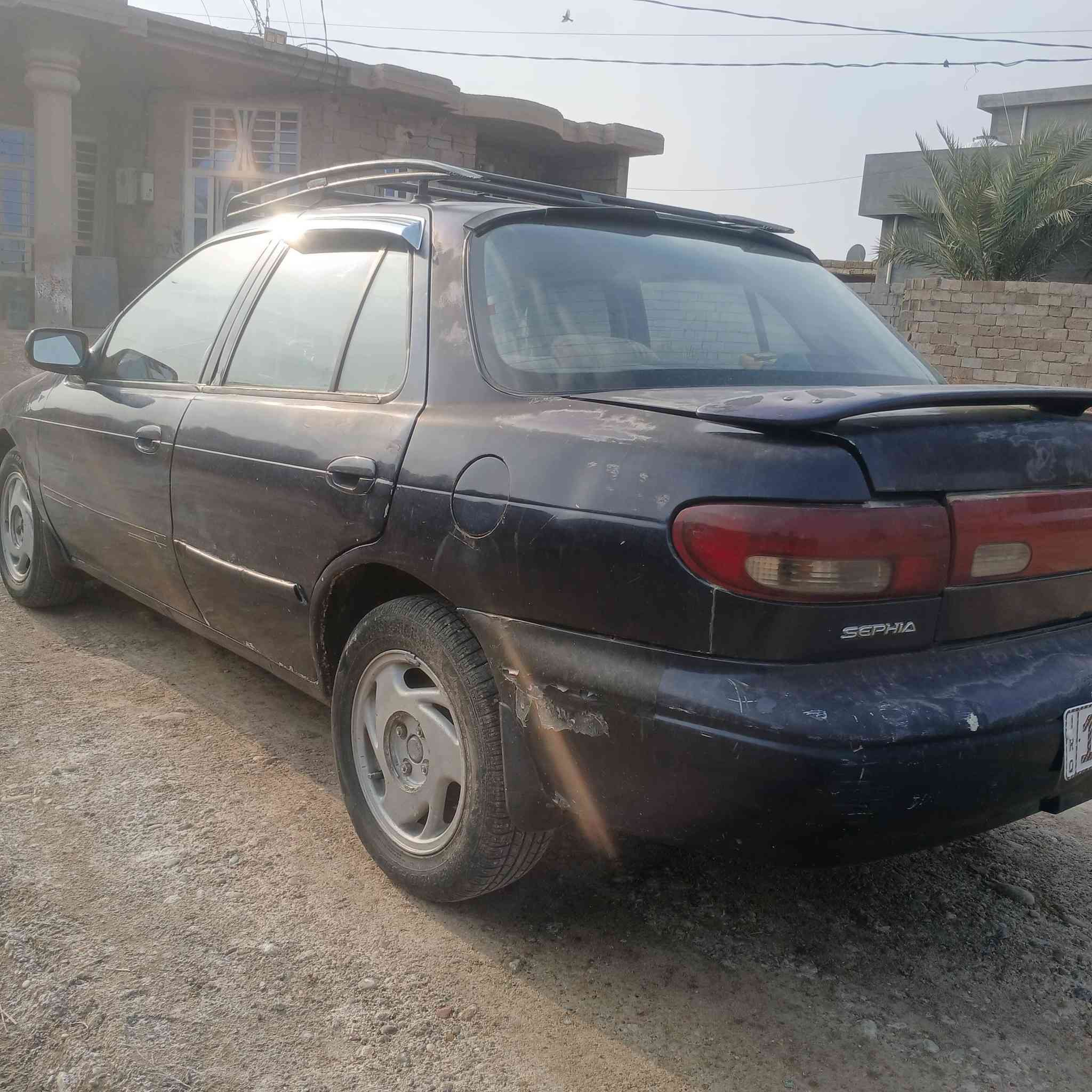 كيا سيفيا موديل 96اوتماتيك
سياره كير او محرك كفاله 
رقم بغداد مكاني بغداد نصر وسلام 
كهربائيات كلهة شغال جام اربعه شغاله 
عالي او نصاصي اشاير سكن سياره مال جناي
سياره بسمي تحويل ثاني يوم 
سعرهة 42 او بيهامجال 
***********
