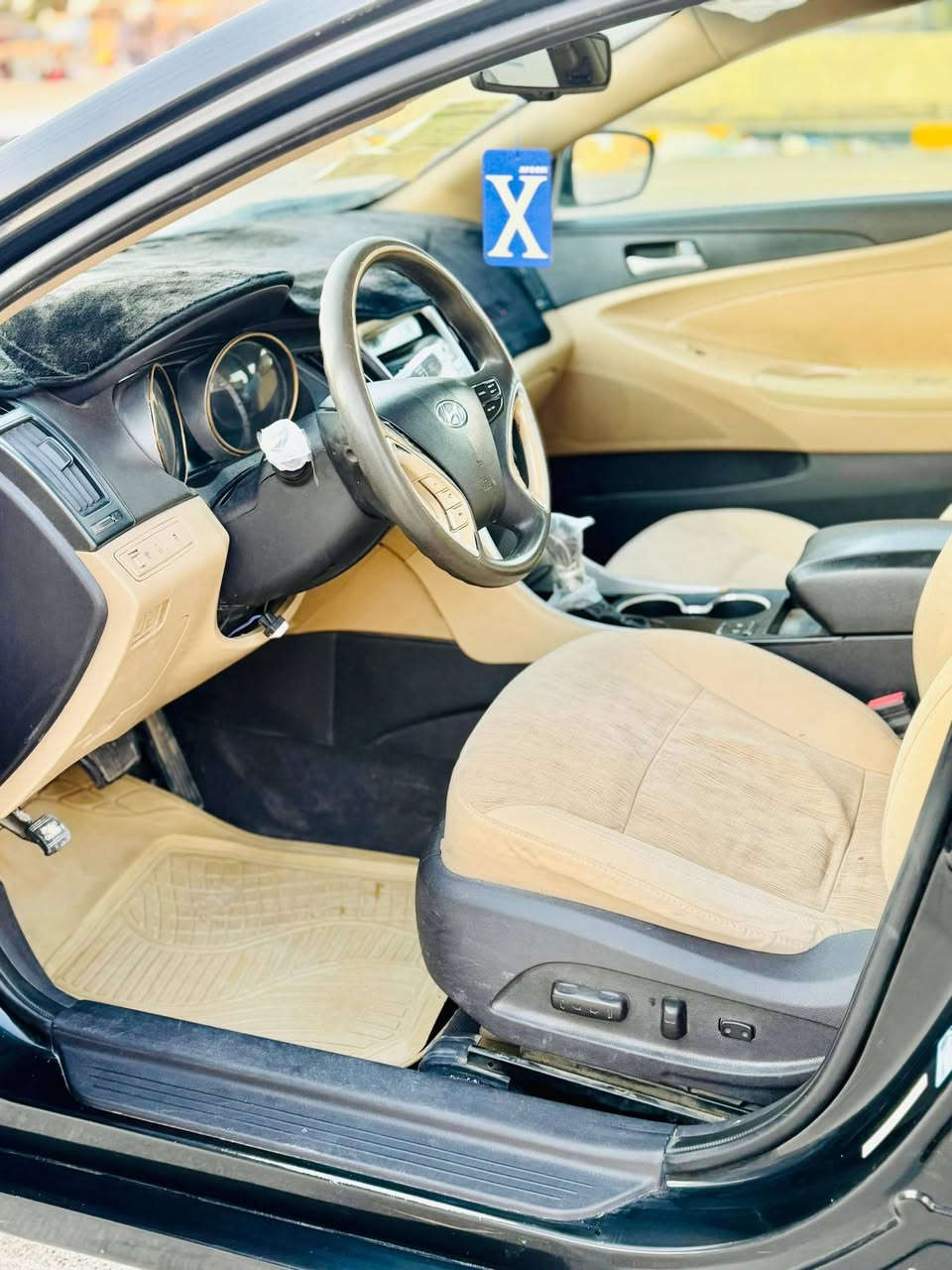 ‏سوناتا2013 وارد امركي حادثه جاملق امامي فقط بدون دواخل بدون ايرباك  ورش باب العبري جماليه والباقي كفاله عامه  بدون تبديل  ليبل واحد سياره  مكينه وكير كفاله من تبخير وتنقيص   حداديه جديده تخم تاير تبريد ثلج 
‏جاهزه سياره دواخل جديده حيل بسمي تريد تحويل تريد وكاله  سنويه 2030هزه جديده 
‏
‏السعر ٩٨ بيه مجال بصيط  
‏الاستفسار ‪***********‬ مكان ذي قار
