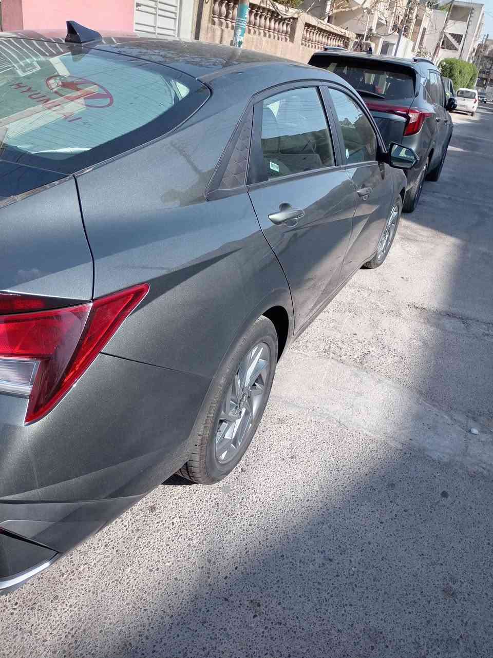 اللنترا ٢٠٢٤
سياره وارد أمريكي كما موضح بالسونار سياره جاهزه من كلشي فول ما عدا الفتحه سياره بغداد السيديه سياره ماشيه٦٧ميل وعلى حالت الشركه للاستفسار ***********
