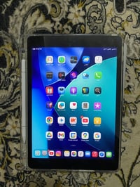 آيباد ٩ • ٦٤ • مكفول