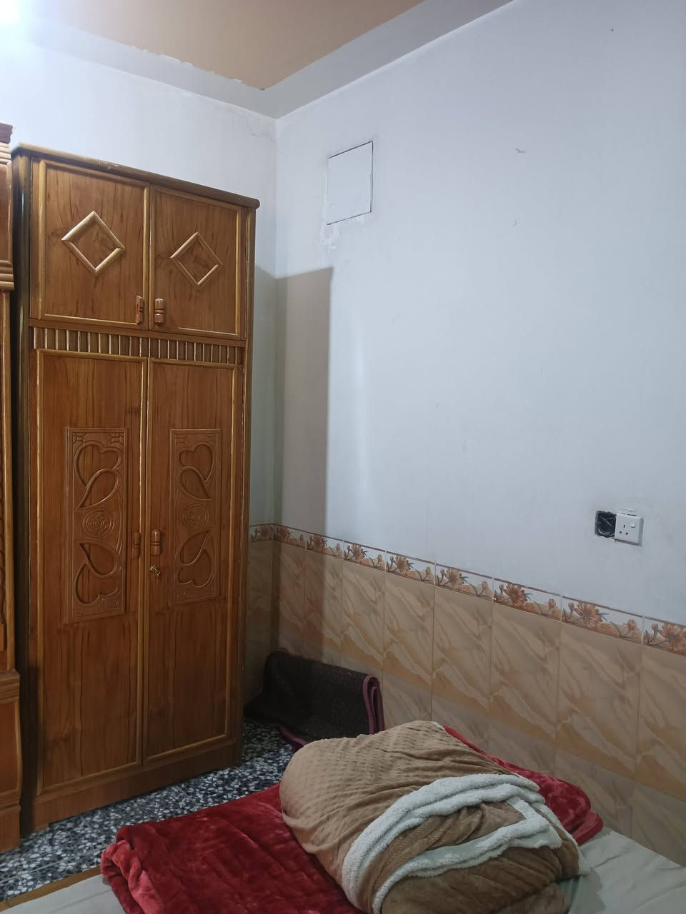 السلام عليكم 
غرفه اخشاب ام السته اخت الجديده سعرها ٩٠٠ الف مكانها حله تاجيه


**إذا كنت صاحب هذا الإعلان وتريد حذفه لأي سبب، رجاءا أرسل رسالة إلى الدعم الفني**