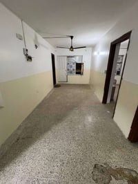 للايجار في السيدية   شقة طابق اول تحتوي ع صالة ومطبخ وغرفة نوم   ايجار...