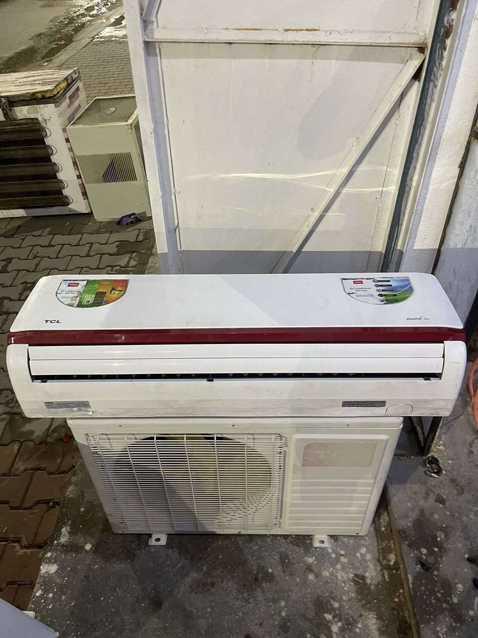 للبيع سبلت نوعيته TcL بشرط تبريده ثلج وعلى الفحص سعره400 الأستفسار اتصل وتدلل *********** بي واتساب
