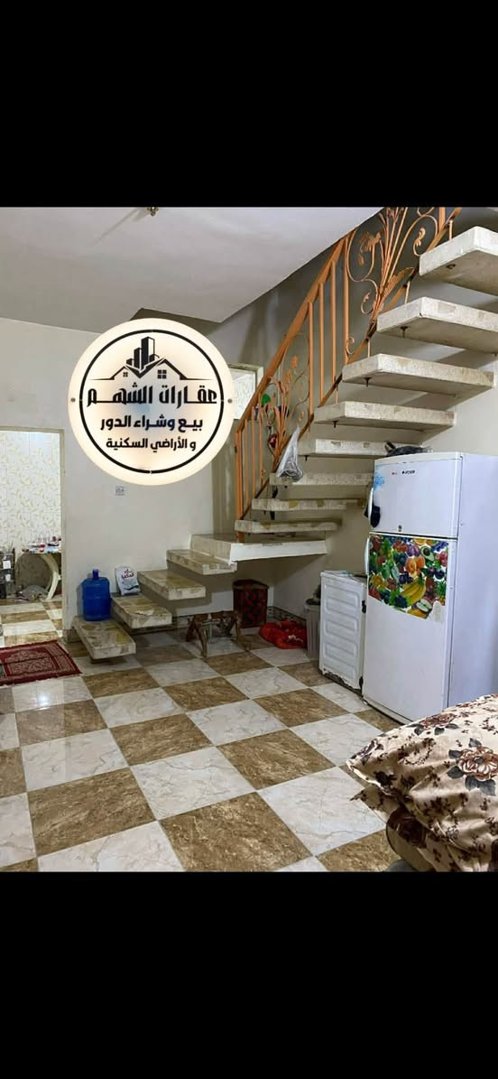 مشتمل للبيع
حي الخضراء 

يتكون من (3) غرف 

المساحه (125) م 

قرب مركز الشباب 

للاستفسار 📞 (***********)

عقارات الشهم شارع (2000)
