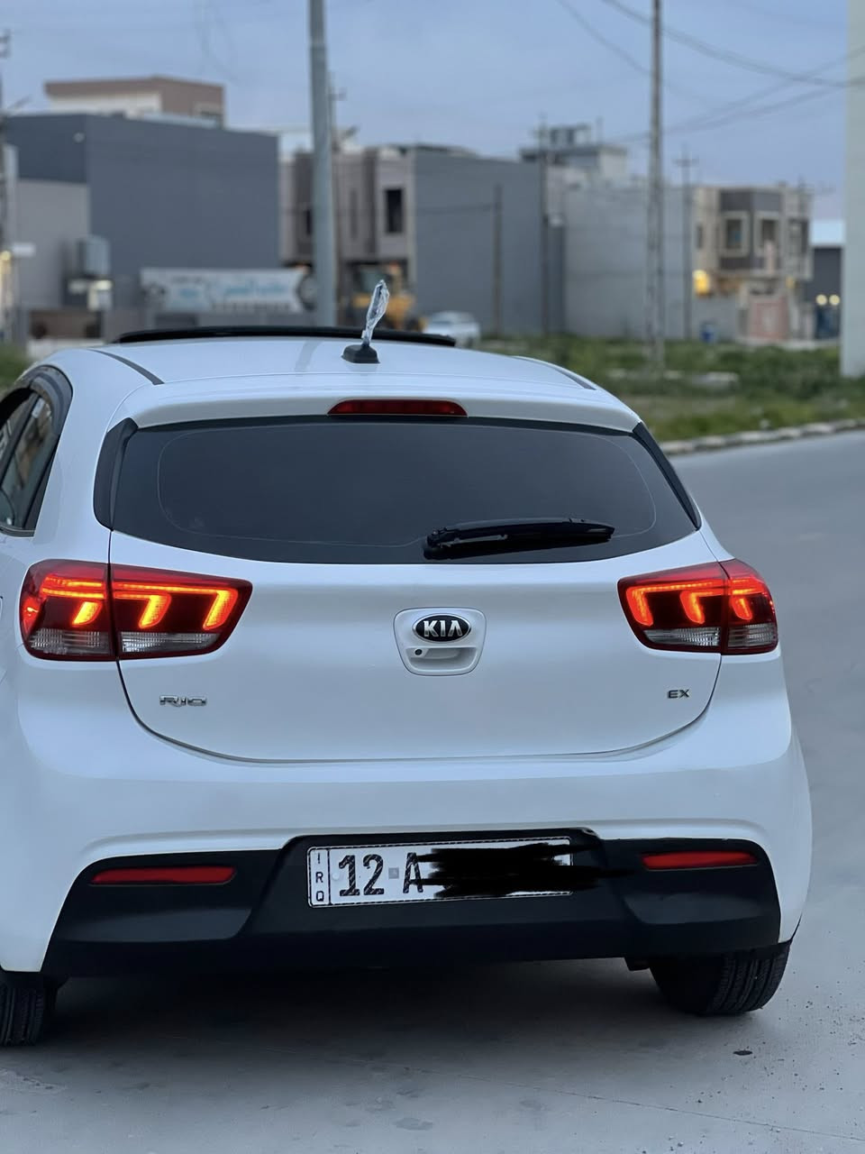 سلام عليكم
للبيع او مراوس حسب القناعة 
بسعر مناسب ✨
كيا ريو موديل 2018 ✅
سياره قطعتين صبغ بدون دواخل و بدون شواصي بشرط 
سيارة فول موصفات 
بصمة تشغيل 💫
لايت عدسة +فراشة 🦋 
اشارة بل مراية 💫
بك لايت LED ✅
كشنات تدفئة ✅
ستيرن تدفئة ✅
سلايد ( فتحة سقف ) 
كشنات جلد بل كامل 
مكينا 1600 
رقم نينوى جديد ✅
مكان سياره موصل حي تأميم فرع المحطة مكتب الاسطورة *********** + واتساب
