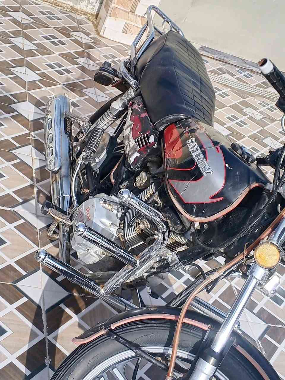 السلام عليكم دراجه سيفون موديل 21 للبيع اوراق كامله محرك خير من الله مكاني سراجق و العباس تعال خاص فقط واتساب رقم الهاتف***********
