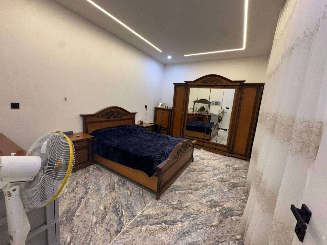 #عقارات_ابو_وسام
🔸سند طابو يتسجل بإسم اي عراقي
📍أربيل-بيت للبيع حي قربو قرب سايدين لاوان

➖مساحة 125M طابقين 
يتكون⤵️
➖4غرف نوم 
➖استقبال-صاله-مطبخ-مجموعه صحيات-كراج

📸 السعر والصورة متوفرة على قناتنا الرسمية في التليكرام 👇
🔗 https://t.me/Hassanabowissam
تابعنا الان وشوف احدث العقارات يوميا ع الصفحه الرسميه في فيسبوك
🔗https://www.facebook.com/share/1FHZ1d86H9/

📞 تواصل مباشر واتساب أو اتصال:
📱 ***********
📱 ***********

#عقارات_اربيل #شقق_للبيع_اربيل #بيو_لبيع_اربيل  #فلل_للبيع_اربيل #مجمعات_سكنية_اربيل
 #عقارات_كردستان  
#استثمار_عقاري_اربيل #عقارات_بغداد_سليمانية_اربيل  #عقارات_شمال_العراق  

⬅️ الأسعار والصور داخل القناة… لا تفوّت الفرصة

تابعنا الان وشوف احدث العقارات يوميا 🏘️
🔗https://t.me/Hassanabowissam

8 دفتر 30 ورقه
