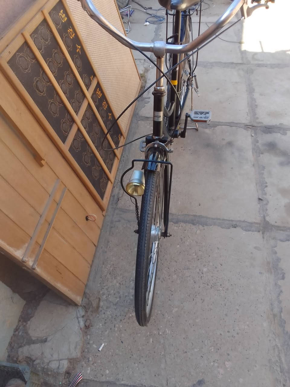 حجم٢٦لون اسودبلادي السعر٨٠مكاني الشعب***********
