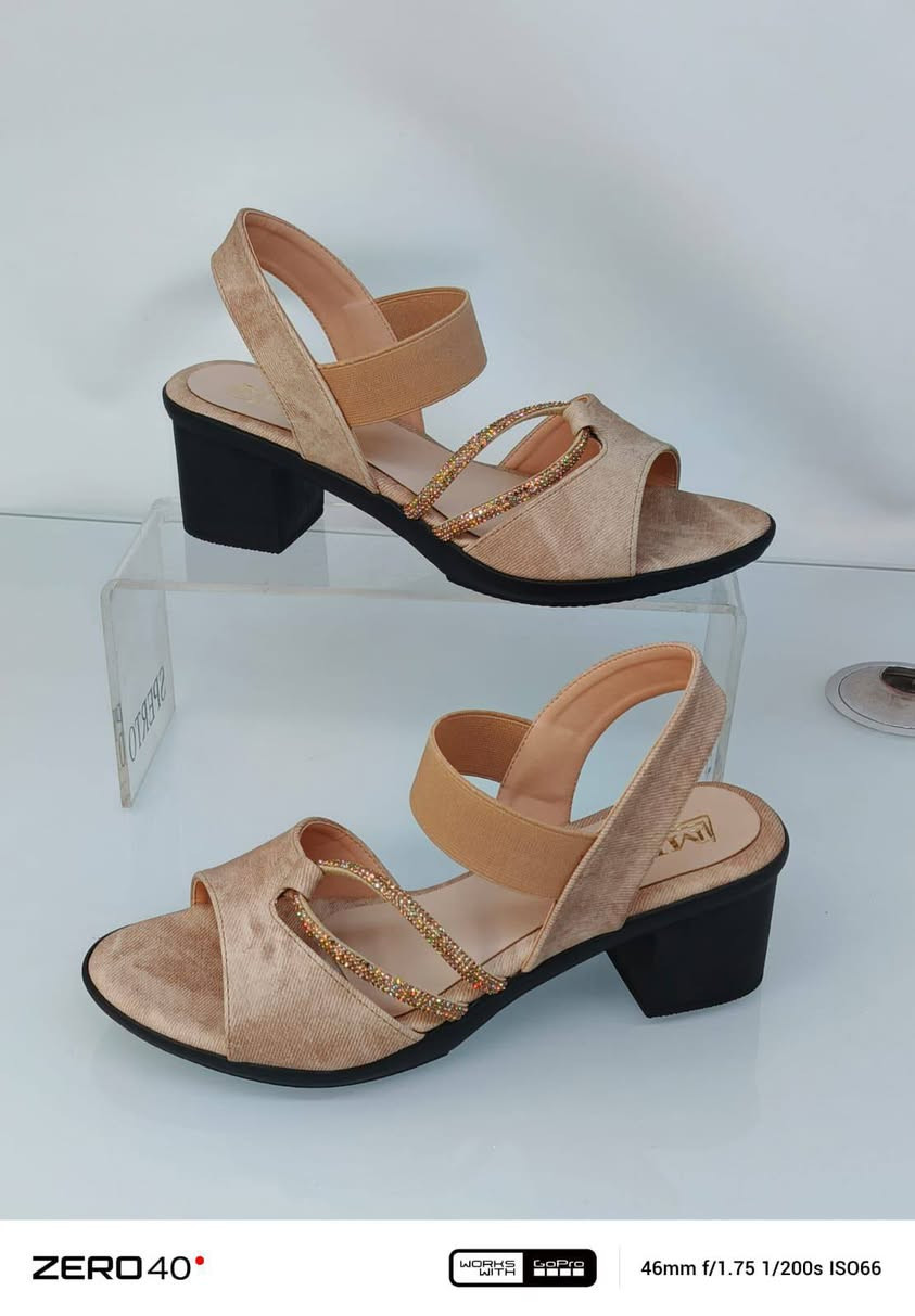 🔲جديد محلات الاخوين للأحذية والحقائب 🎀
🔲كعب نسائي 🩷 موديلات جديده ❤️
🔲كوالتي عالي جدا قطعة مريحة بالبس 🩷 
🔲قياسات كاملة ( 37_38_39_40_41) ________________________________
التوصيل 🚖 جميع  والمحافظات سيكون عن طريق مراسله الصفحه او الاتصال على الرقم 
(***********)  وتساب
📩 ‌‏‌‎☀️☀️جميع القطع مكفولة و قابلة للتعويض في حال الخلل او العيب كان مصنعي فقط 🔥 .. 
        __________________________
‌‏‌‎⛱️شكراً لاختياركم  محلات الاخوين للأحذية والحقائب ⛱️
