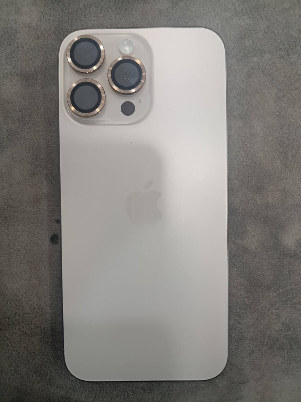 سلام عليكم ايفون ١٦ برو ماكس ذاكره ٢٥٦ جهاز وتر مشحون ١٣٨ جهاز نضافه ١٠٠ بل ١٠٠ جهاز معروض ١٤٠٠ بي مجال *********** بل مناسبه جهاز ماستر
