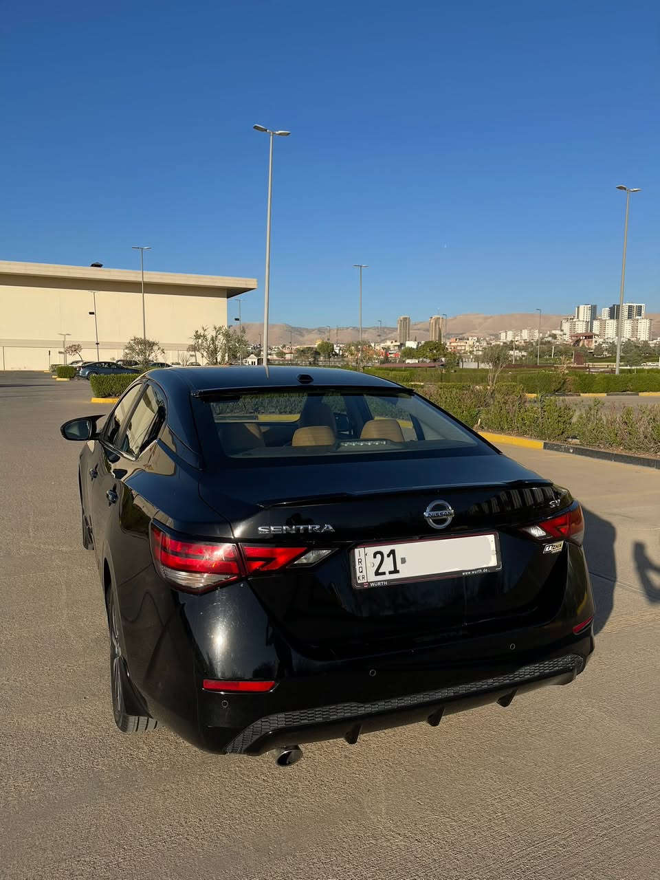 #للبيع
بۆ فرۆشتن

النوع: نيسان سينترا SV بلس

مكينه 2.000

ماشية 70,000KM

اللون: اسود

مكان السياره: السليمانية

كتلوك + ارضيات وجميع باقات الوكالة كاملة

مواصفات
كشنات + ستيرن جلد كهربائي 
داخل بيجي
سلايد
تدفئه كشنات
تشغيل عن بعد
انظمة قياده 
شاشة كبيرة
شاشه دشبول
شاشه تبريد
كامره خلفية
دخول ذكي
حساسات
نظام المنحدرات
رادارات السايق
دبل تراكشن
تبريد منفصل قطعتين
كشافات زنون
ليداد نهاريه
كروز مثبت سرعة
تحديد مسار
تحكم ستيرن
منافذ خلفيه و اماميه USB و TIP C
رادارات 360 درجة
ابل كار بلي + اندرويد
وباقي المواصفات المعروفة

ضرر فقط جاملغ سكن و حافة البنيد بدون دواخل ايرباك سليم

للاستفسار عن التفاصيل و السعر اتصل على الرقم

***********
فايبر + واتساب
.
