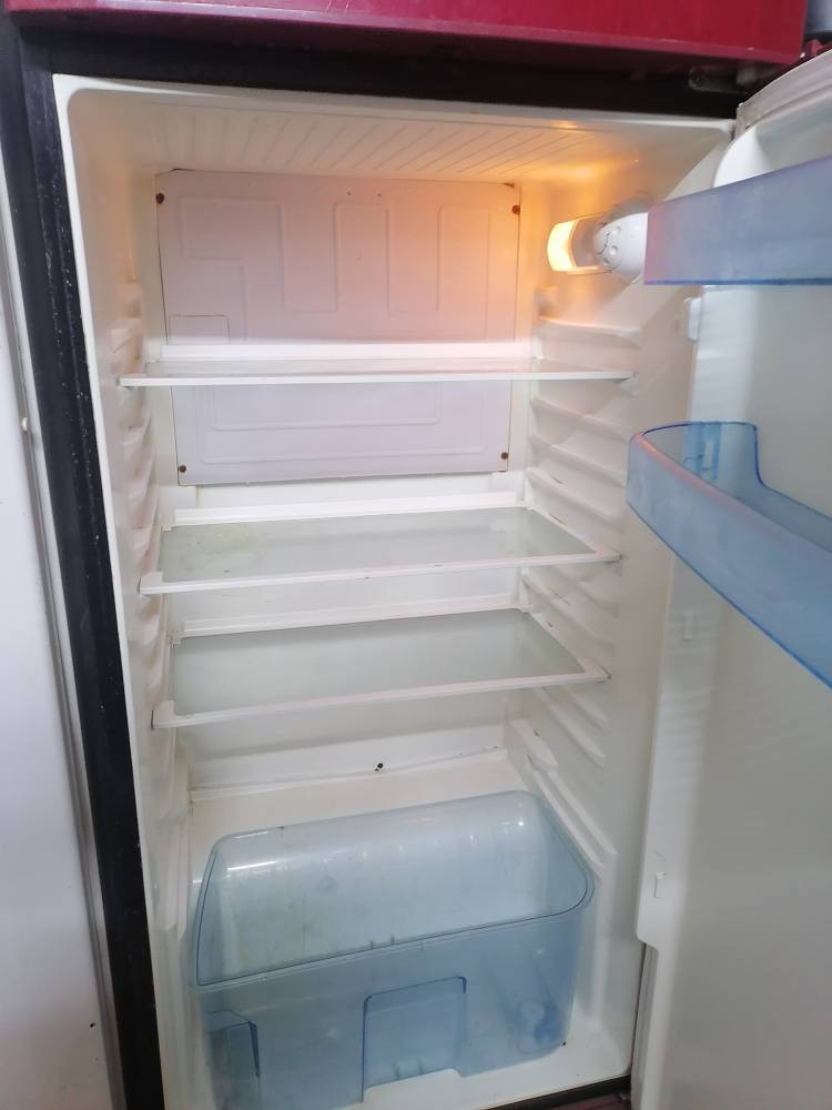 ثلاجة اللبيع شغل سعرا ١٦٠ بي مجال كركوك حي العروبه يم ملعب خومسي او وكف قديم حجم ٢٤ قدم كل بلادي شركة مابي اي عيب شغال بل شرط ٧ايام ضمان
***********
*********** كركوك, العراق
