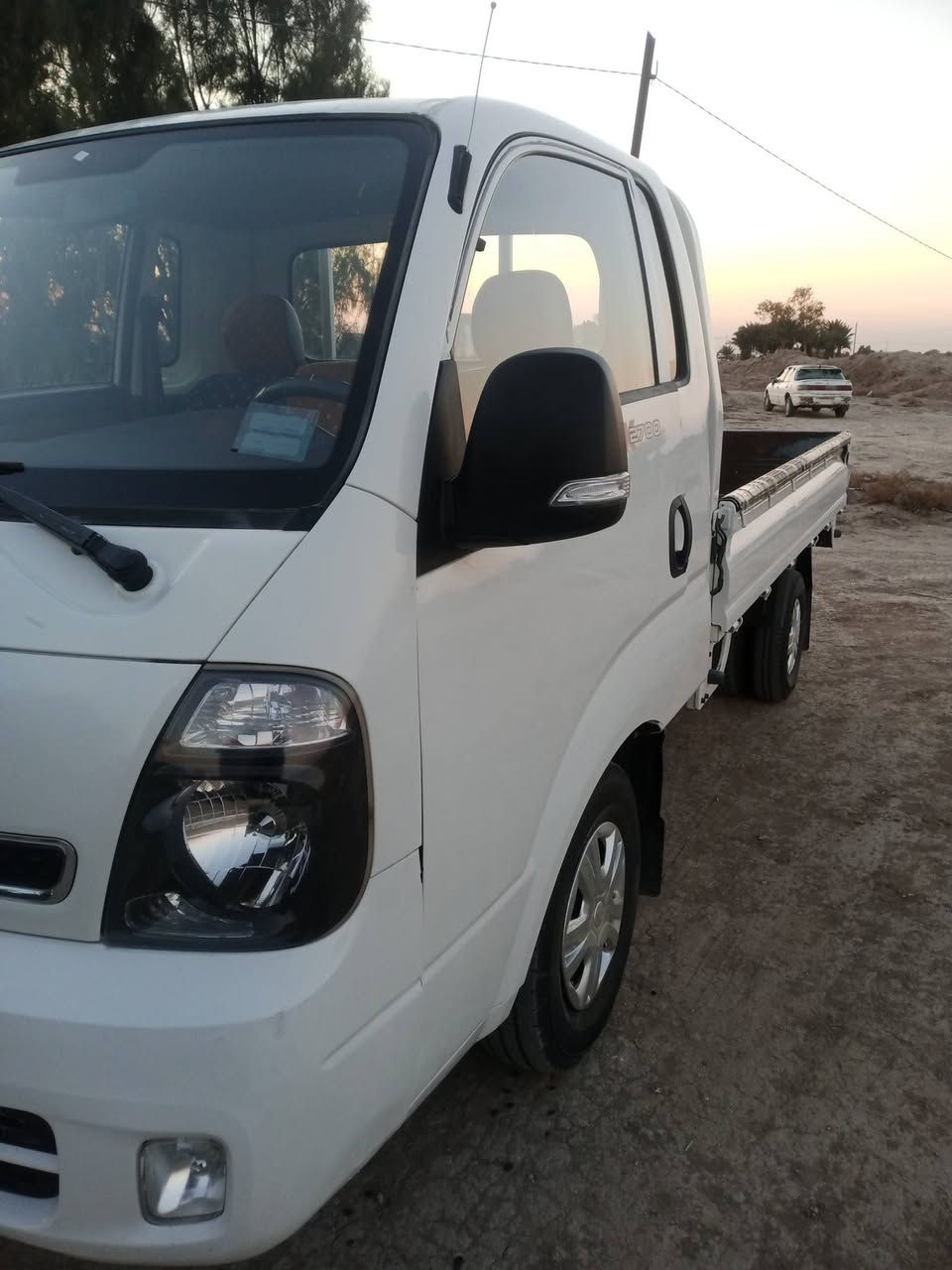 السلام عليكم كيا البيع موديل 2020 رقم قادسيه كفاله عامه من كلشي سنويه 31 تخم تاير ماشيه 120 تحويل مباشر مكان السيارة  بابل الاتصال على رقم ***********
