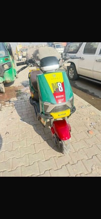 دراجه شحن للبيع الدراجه نصيفه بعدهه بلايلون دراجه شوي تنقص شحن بيه بات...