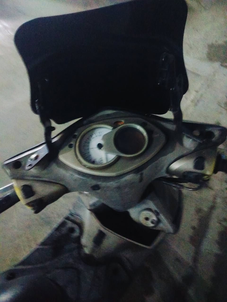 السلام عليكم دراجه سكنس فحل لد نوزل للبيع دراجه نضيفه وحلوه
***********
