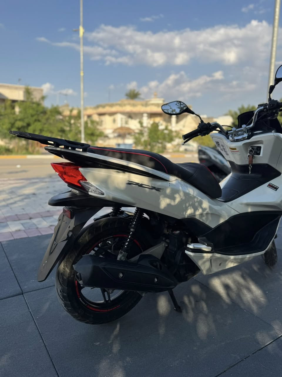 pcx جيل ثاني ياباني مكفول كفاله عامه سعر 14 ورقه وبيها مجال حك الجيه مكاني كوت ***********
