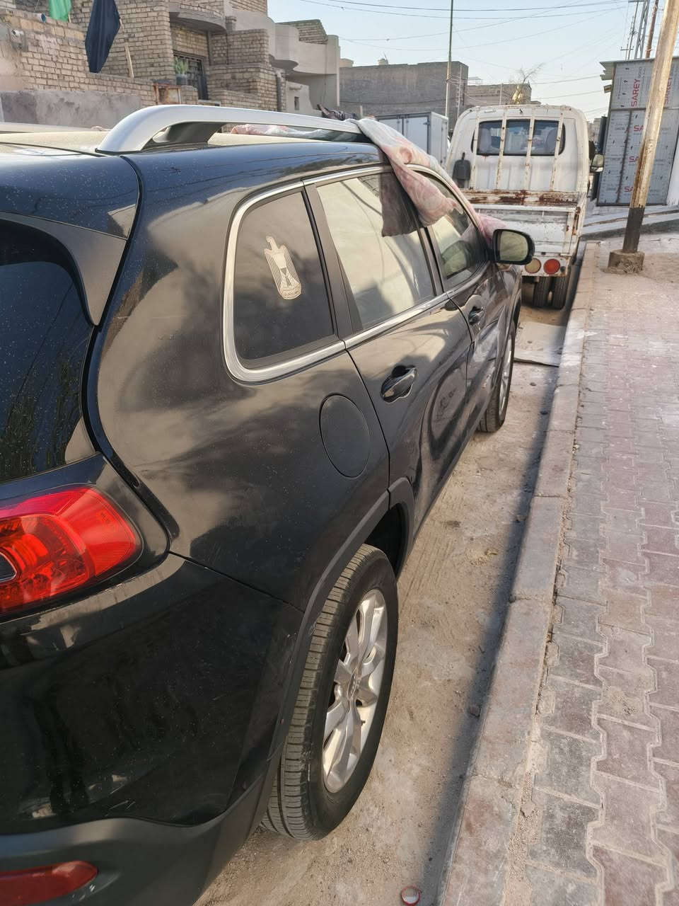 السلام عليكم سيارة البيع موديل ١٧ بصمه السيارة جاهزه السعر ب ١١٠ وبيه مجال ‏‪***********‬‏
