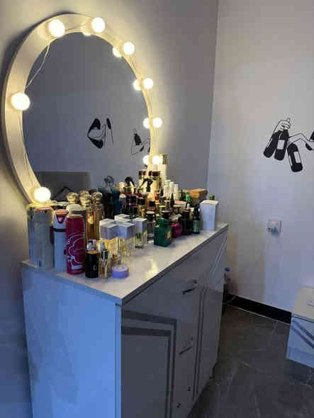 غرفه نوم جديده سعر ٥٠٠ ***********
