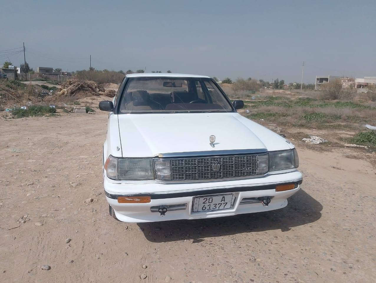 سلام عليكم للبيع جاهزه ومكفوله محرك كير صدر تبريد تدفئه رقم دولي سياره جديده سعر ٤٢ وبيه مجال قليل ***********
