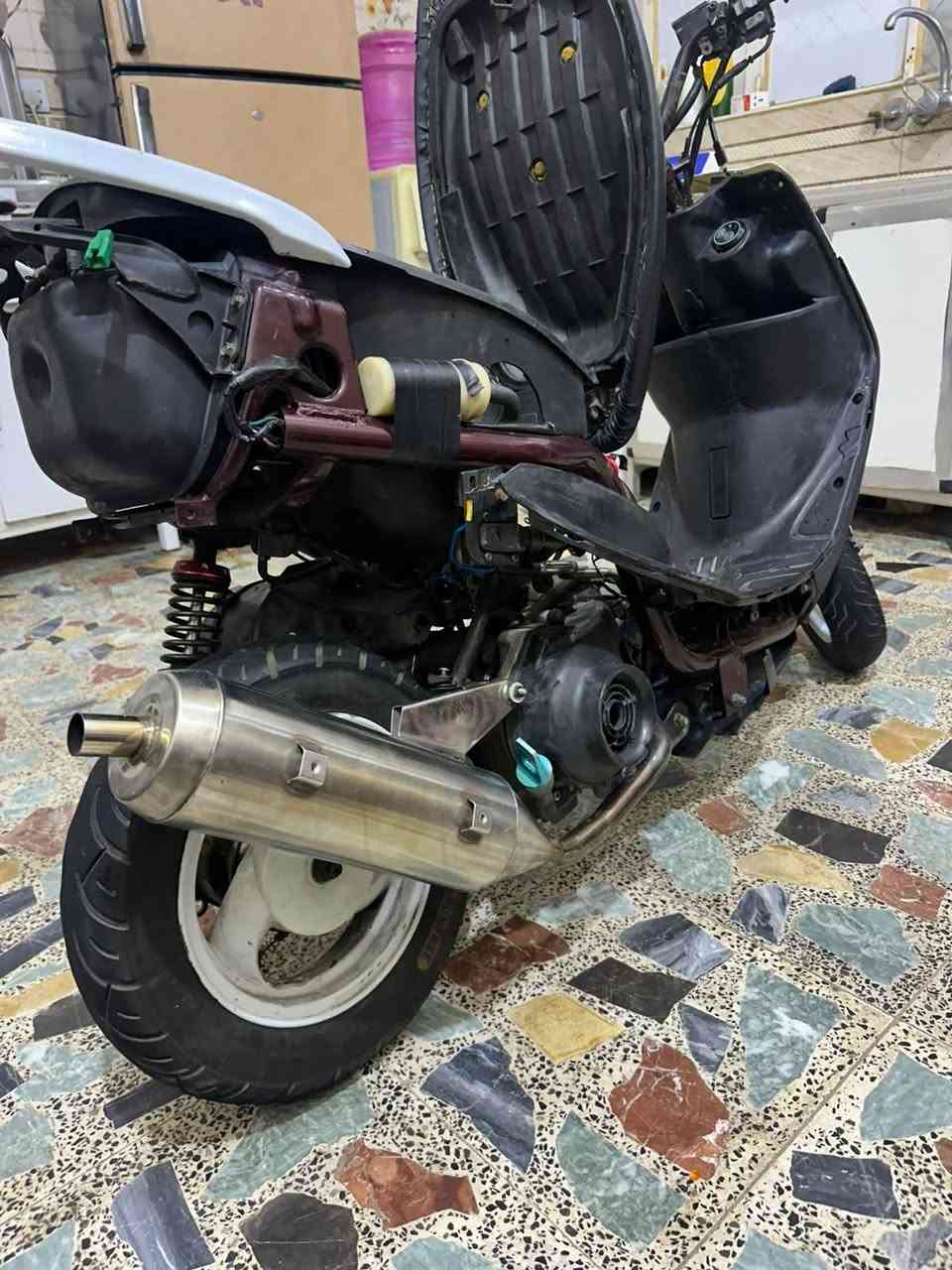 البيت.  سعر 300بيها مخلل وان بغداد. الشعب. دراخه ما بيرا.                       رقم ***********
