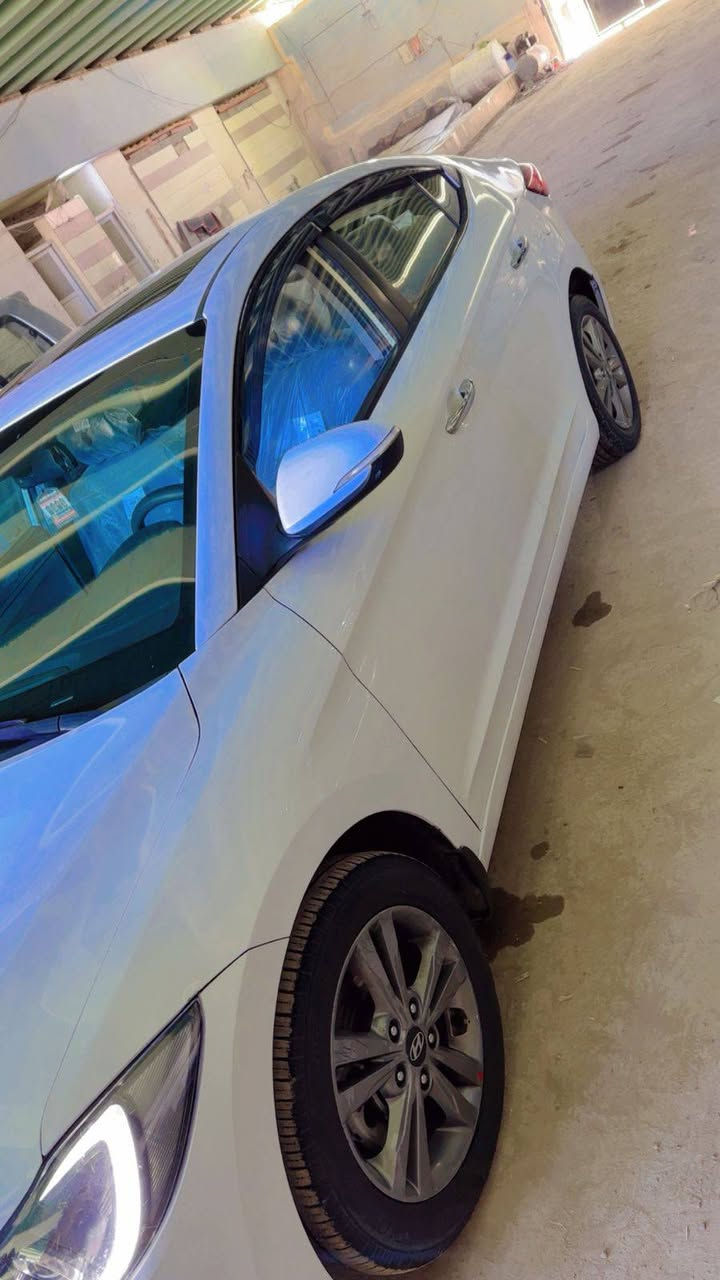 سلام عليكم النتره للبيع خليجي ١٨ بدون حادث السعر ١٣٥ للستفسار***********
