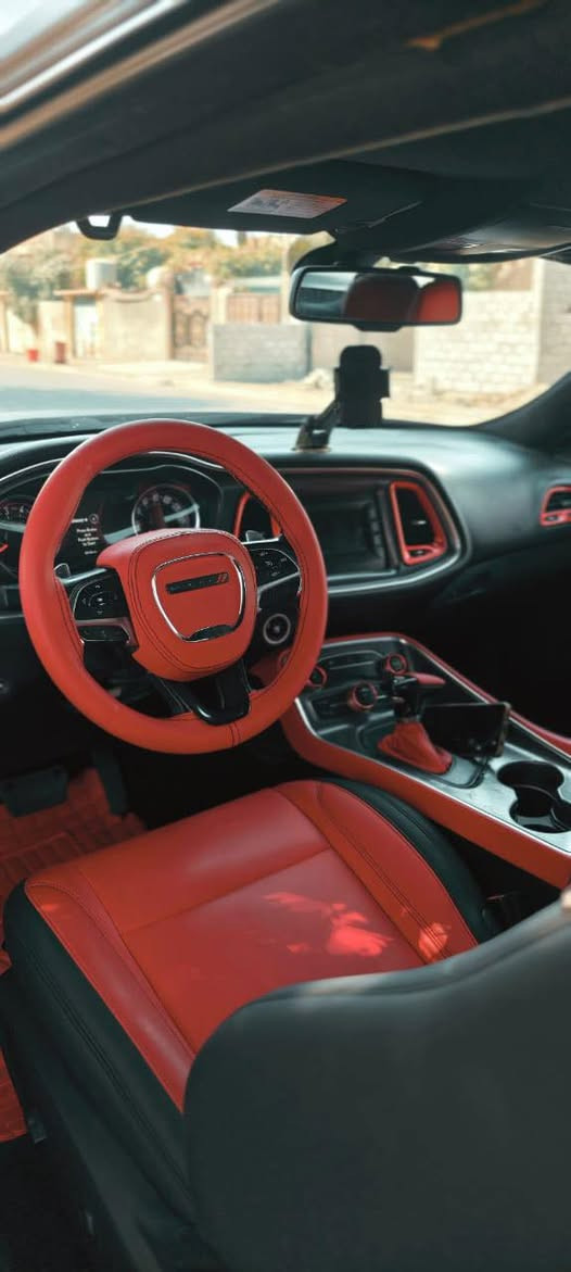 سلام عليكم
جالنجر موديل ١٥ كلين بدون حادث بدون صبغ فقط بارد جاملغ خلفي وامامي بدون ايرباك 

السياره ماشيه 69mil   

بصمه تشغيل 

بصمه ابواب وصندوق 

تشغيل عن بعد 

Sxt v6 

تخم تاير جديد 

باتري جديد تبريد ثلج

السياره عليه ادامه عامه اي كلوب ما مشتغل  

 رقم بصره مشروع وطني 💯💯 مكان السياره ميسان ✔️

المعلومه السياره مغلفه اسود طافي بضمان حقيقي ٥سنوات وتغليف داخل بل كامل شغل فول السياره مناقصه اي شي 

***********
