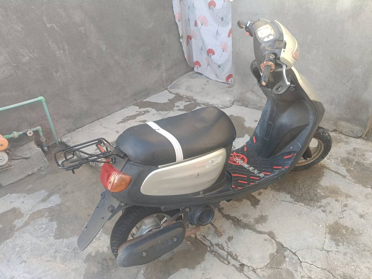 دراجه منغوله جديده مامفتوحه حاويه عله خطت الشركه صار 3تشهر طلعت من الوكيل كلهه شغاله سعرهه800وبيهه مجال قليل ستفسار اتصل***********مكان الرميثه
