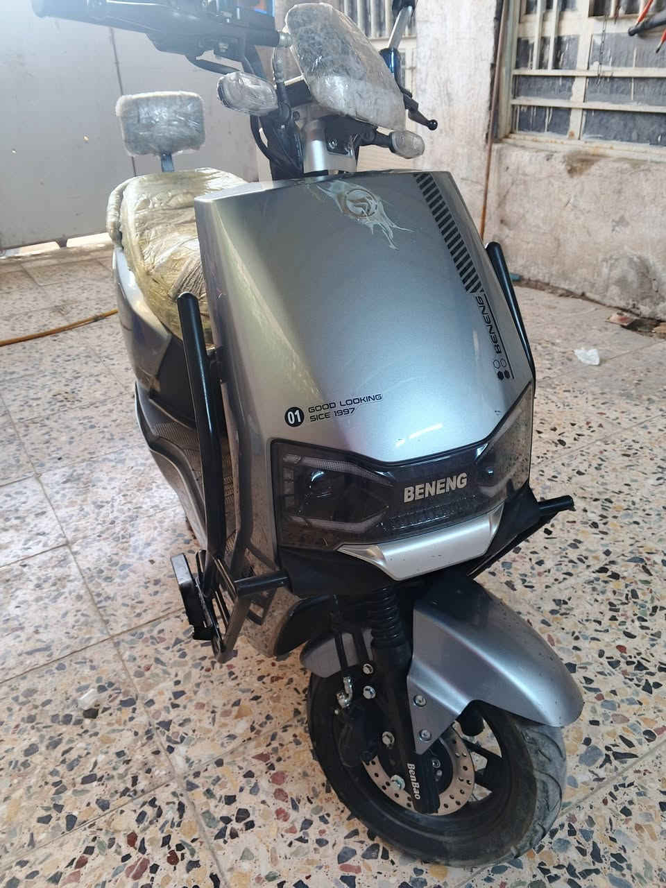دراجة BENGENG موديل 2025 للبيع
🔹 المواصفات:
• بك خلفي قوي
• 3 سرعات حقيقية
• سرعة تصل إلى 80 كم حقيقية
• ملف 5000 قوي
• 6 بطاريات ليثيوم أصلية
• جهاز إنذار للحماية
• قفل استيرن أمان
• بصمة عن بعد عدد 2
• كهرباء أمامي وخلفي جديدة
رقم
***********
السعر 600وبيه مجال او مراوس
