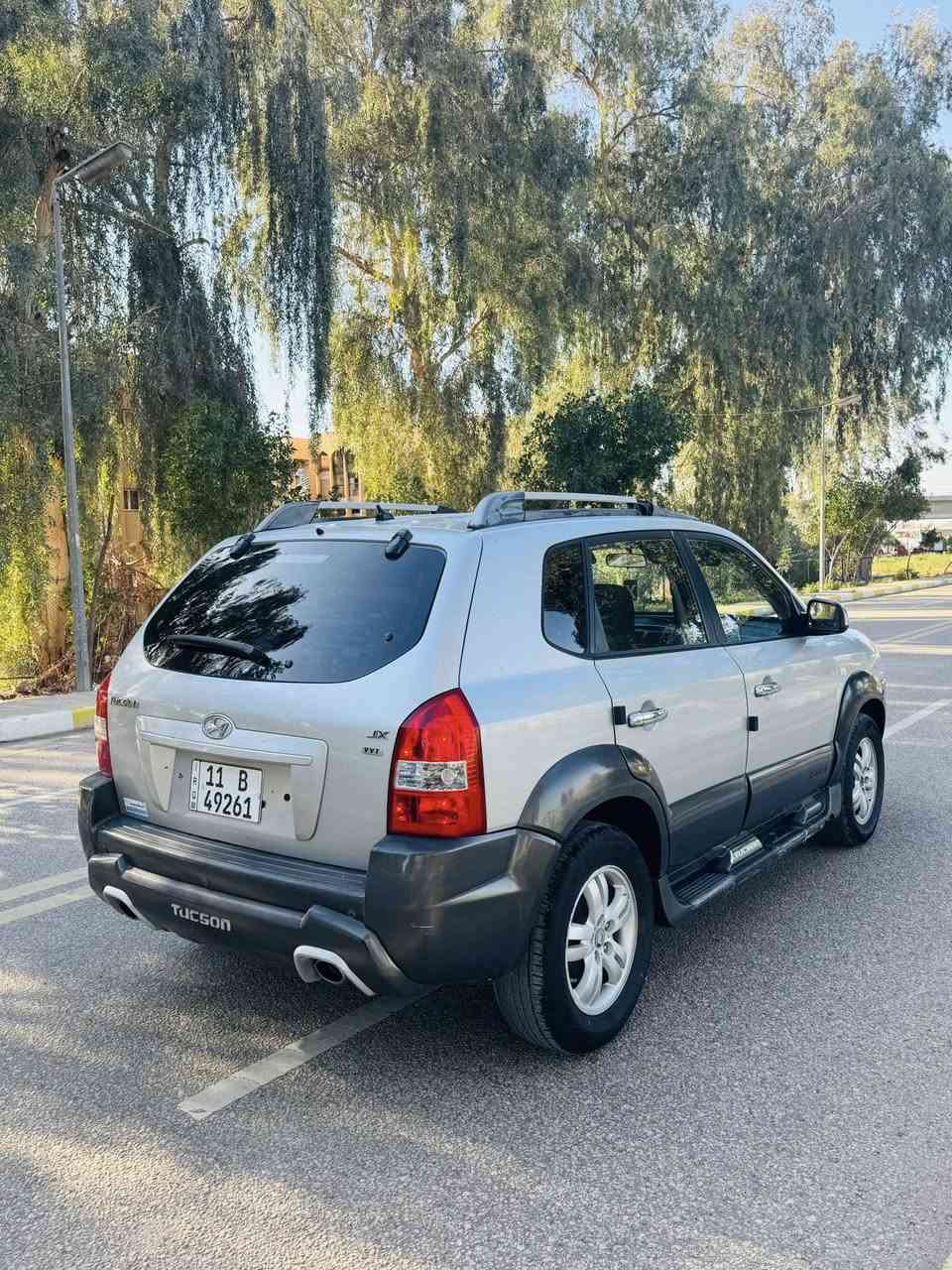 بيع مراوس
السلام عليكم 
توسان مكفولة من الصبغ والتبديل 
موديل 2009 
رقم بغداد 
مكينة 2000
داخل اسود 
جاهزة 
حدادية 
تخم تاير 
مكينة 
كير 
الشراي يتصل وبالخدمة 
مكاني بابل مسيب. 
***********
