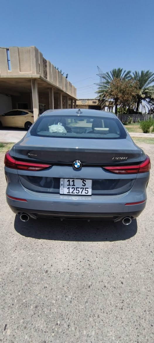 سلام عليكم
BMW 228I 2024
المحرك والأداء
المحرك: 2.0 لتر تيربو، 4 سلندر (B46).
القوة: 228 حصان.
العزم: 350 نيوتن.م (258 lb-ft).
ناقل الحركة: أوتوماتيك 8 سرعات Steptronic.
التجهيزات
شاشة عدادات رقمية 10.3 إنج.
شاشة وسطية 8.8 إنج.
Apple CarPlay وAndroid Auto لاسلكي.
نظام ملاحة.
تشغيل بالبصمة (زر تشغيل).
كاميرا خلفية مع حساسات.
إضاءة LED أمامية وخلفية.
تحكم ثنائي بالمناخ.
مثبت سرعة.
شحن لاسلكي . �
Cars.com +1
أنظمة الأمان
فرامل ABS وESP.
التحذير من الاصطدام الأمامي مع الكبح التلقائي.
التحذير من مغادرة المسار.
مراقبة النقطة العمياء (حسب الفئة).
6–8 وسائد هوائية أو أكثر
لتفاصيل اكثر و معرفة السعر 
هاتف ***********
