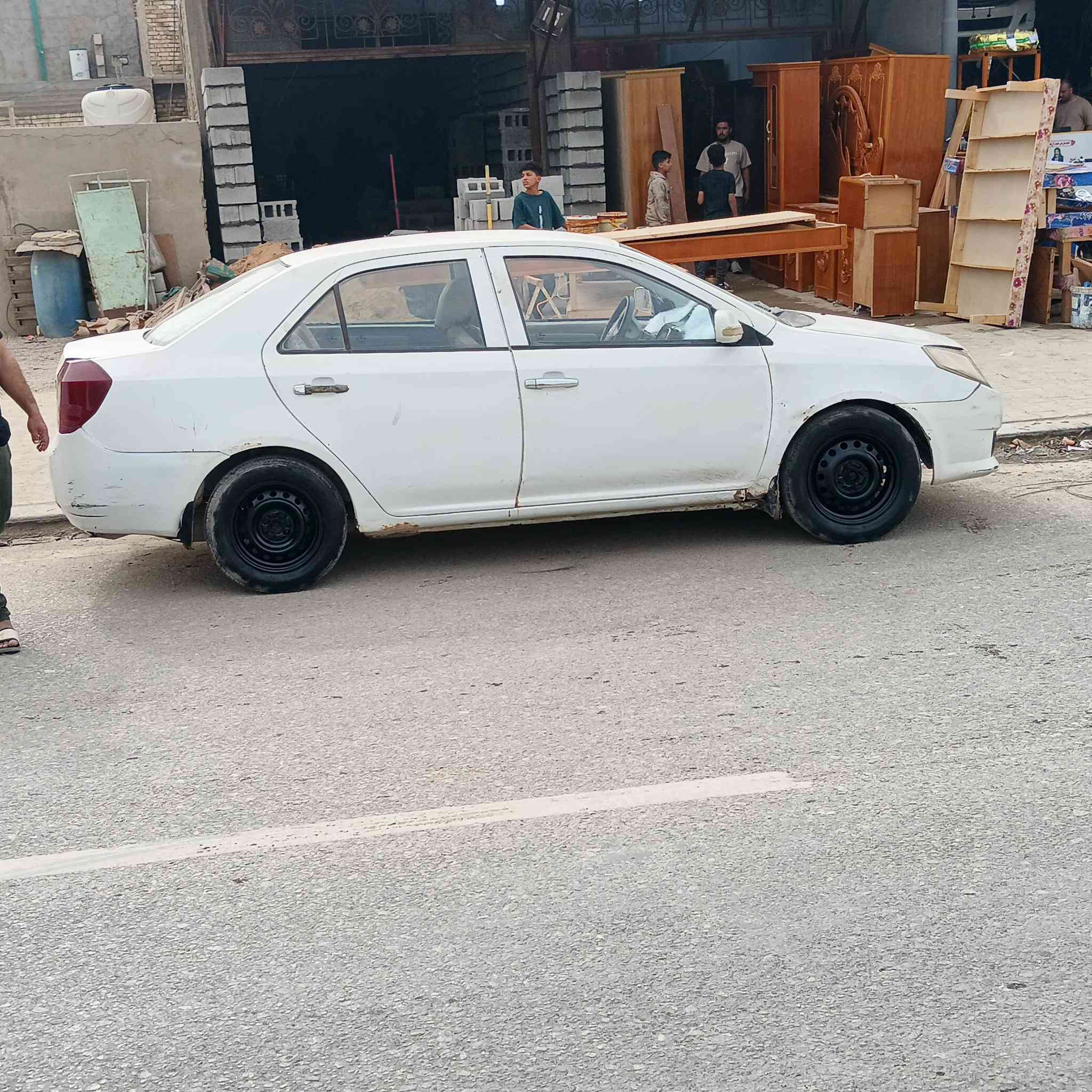 يالله سياره اللبيع جيلي امكي كير ومكينه حداديه كهربيات المكان النجف الاشرف رقم بغداد رعيه ماوصليه ***********
