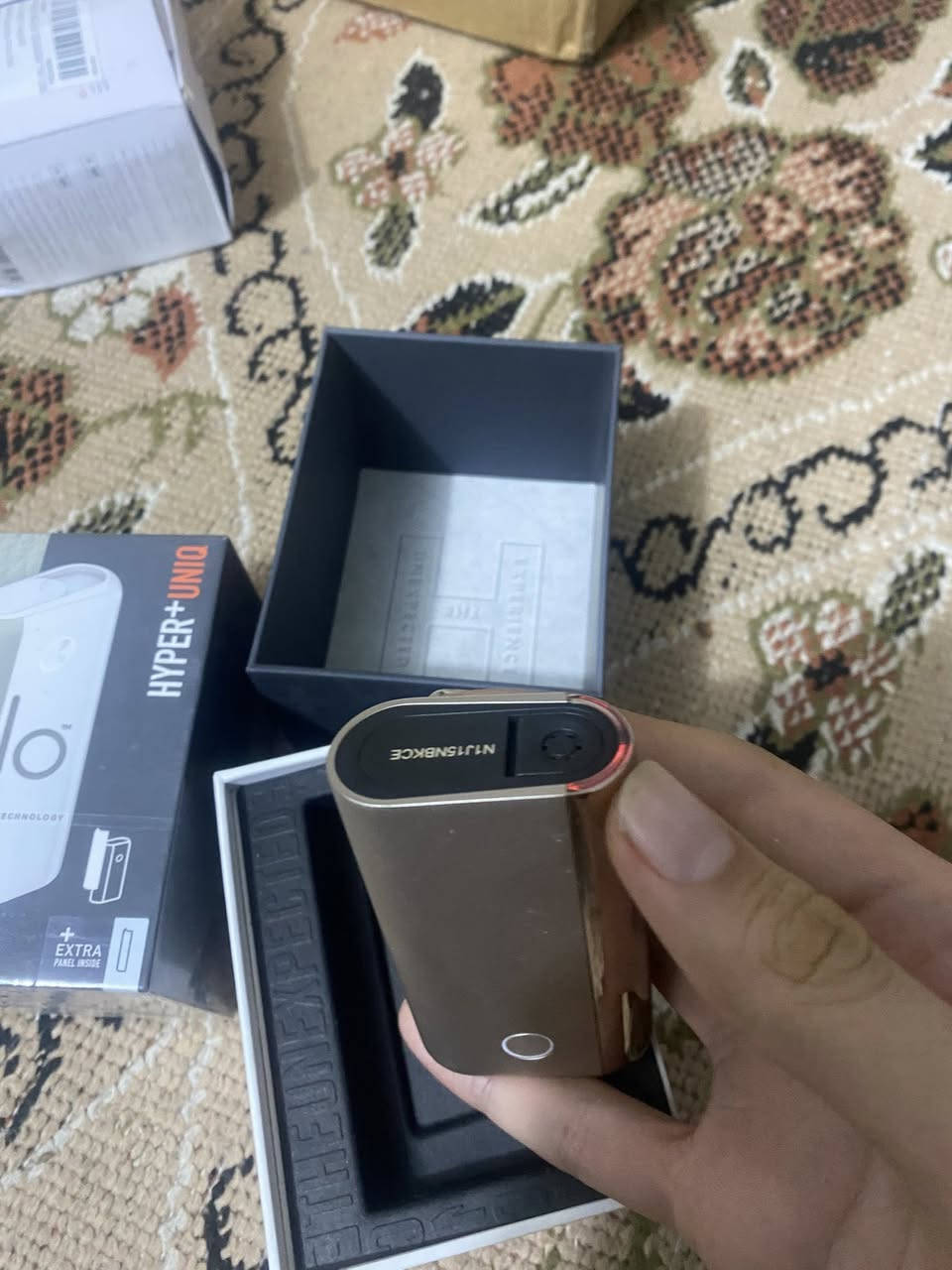أجهزة glo الأصلية – إصدار HYPER+ UNIQ 💨

🔹 تصميم أنيق وعصري
🔹 تسخين متطور بدون احتراق
🔹 بطارية تدوم لفترة طويلة
🔹 جودة عالية وأداء ثابت


**إذا كنت صاحب هذا الإعلان وتريد حذفه لأي سبب، رجاءا أرسل رسالة إلى الدعم الفني**