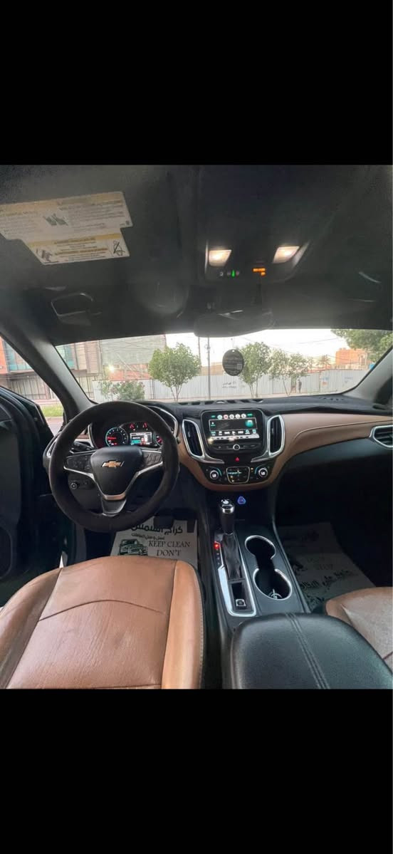 شوفر ايكونكس موديل ٢٠١٨  الحادث خلفي صبغ قبق جنطة فقط وبارد بالجاملغات الخلفية 
وبيه باردين بسيطات بالجاملغات الامامية واضحة بالسونر 
مواصفات السيارة 
داخل لونين جلد 
كشنات تدفئة تبريد 
كشنات كهرباء 
خزن ميموري 
رادار بالكشن وبالجامة 
هيتر ستيرن 
فور ويل 
صندوق كهرباء 
ويل بلادي 
رقم بغداد جديد بسمي 
مكان السيارة شارع فلسطين او كرادة  
السعر  113 $ 
 *********** بغداد, العراق
