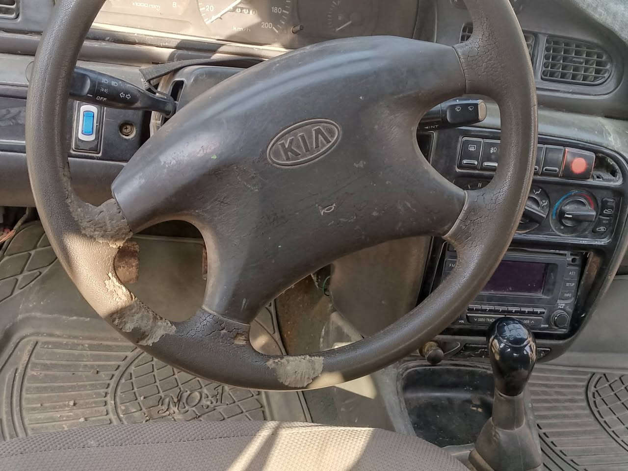 سلام عليكم كيا سيفيا الببع موديل 95 سياره بسمي شرط تحويل المكان بغداد المدائن ***********
