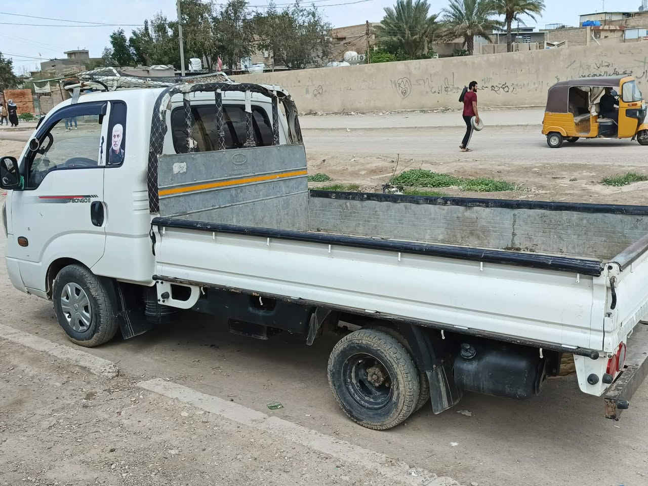 السلام عليكم 
كيا بنكو للبيع 
موديل 2021
محرك 2700  
مكينه وكير وكسل نضيفات 
كهربايات  شغاله داخله نضيف تخم تايرات نضيف 
صدره نضيف ما بيه اي نقص 
رقم،،،بغداد 
تحويل مباشر 
السعر 135 
العنوان بغداد النهروان لتواصل ***********
