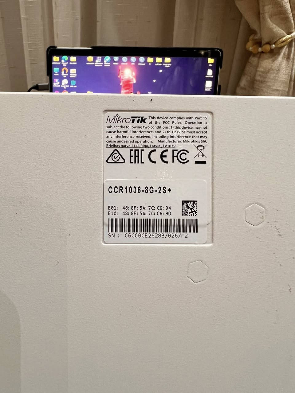راوتر بورد ccr1036-8g-2s +EM مستخدم جديد نضافه 100‎%‎100 
السعر  950.000 الف الجهاز اخو الجديد  
0782996667


**إذا كنت صاحب هذا الإعلان وتريد حذفه لأي سبب، رجاءا أرسل رسالة إلى الدعم الفني**
