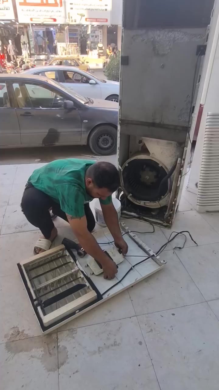 ورشه عباس لصيانت اجهزه التبريد بديوانيه ***********
