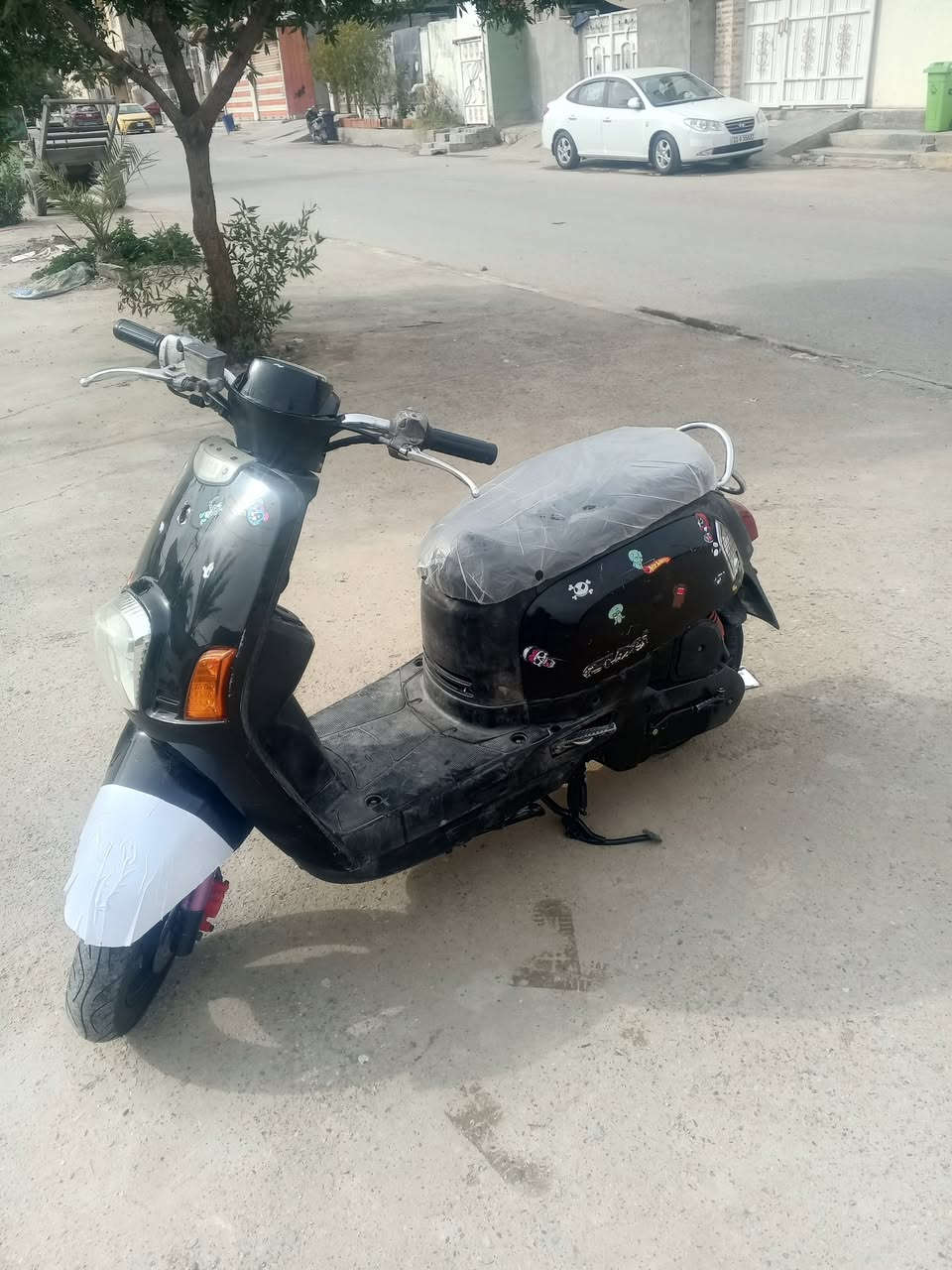 السلام عليكم درجة ماكس بوليس درجة كاملة كهربائيّات كل شغال دراجة سلف هندر كل شغال   شلعة ومعدل خير من الله  دراجة ماناقصهة اي شي  مكان ديالى بعقوبة التحرير  ***********سعر  525
