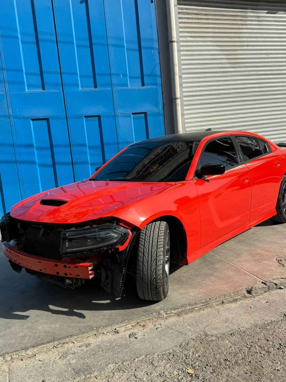 السلام عليكم
جارجر دايتونا 2023 للبيع فقط
Last call 
بدون رقم 
 محرك 5700  
شوته رياضيه بلاد
 لايت زنون بلاد
رادارات جانبيه
كشنات  كهرباء كنتاره و خزن  
كشنات تدفئه تبريد والستيرن تدفئه
شفتات بالستيرن 
ستيرن كهرباء 
 شاشه كبيره +كامره دواره
 السياره كلها مختمه دايتونا 
دشبول وبطاين جلد 
السياره عليها اكس بايب من امريكا 

الحادث دعاميات فقط بدون ايرباك و اني المستورد ومصلحها على ايدي كلها
السعر (32) وبيها مجال
المكان بغداد الغدير 
*********** بغداد, العراق
