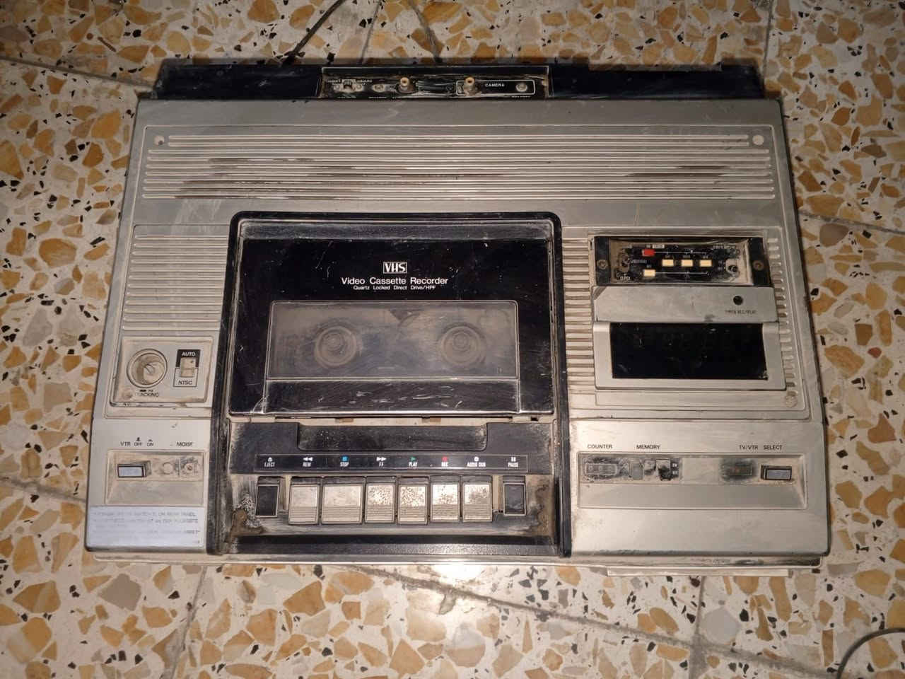 السلام عليكم
فيديو كاسيت شغالات بس ما عندي كاسيت افحصهن
تلفون ارضي
الفيديو سعر الواحد 25 الف
التلفون 15 الف
المكان بغداد العبيدي
***********
