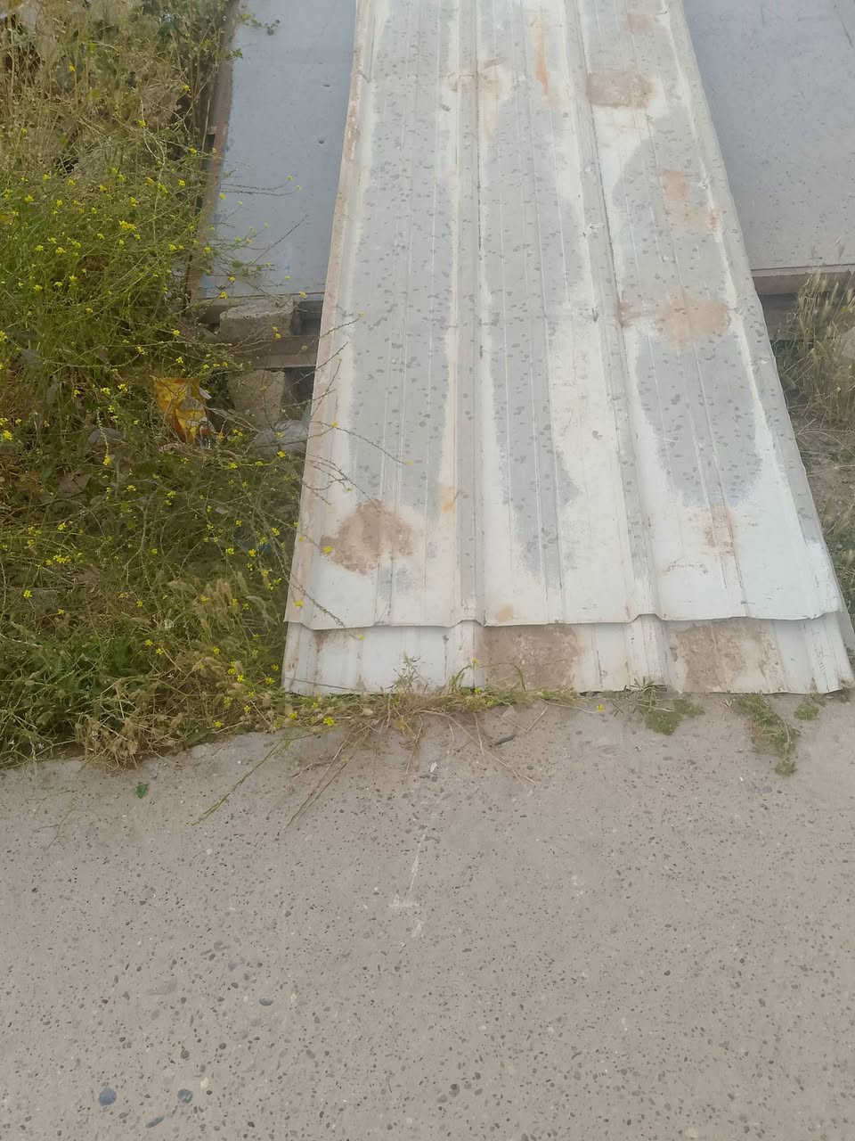 جكو لبيع عنوان طريق مستشفى العام قرب جيش شعبي ***********

